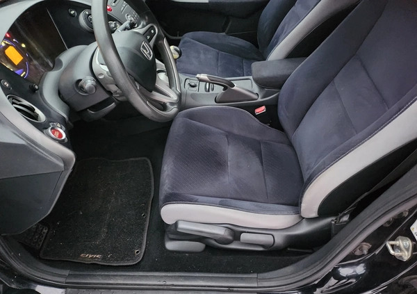 Honda Civic cena 15999 przebieg: 209000, rok produkcji 2006 z Jaworzno małe 301